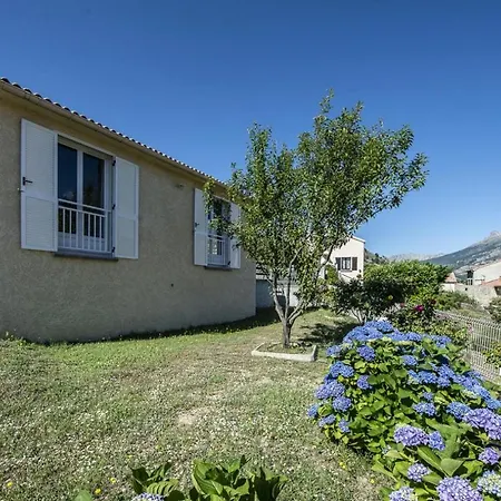 Terrasse De Malbeccu