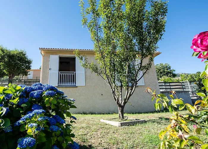 Terrasse De Malbeccu Hébergement de vacances *