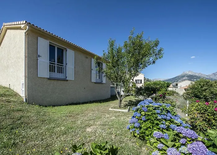 Terrasse De Malbeccu